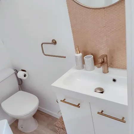 Perle Rare, Appartement Paisible Et Cosy Lamballe Esterno foto