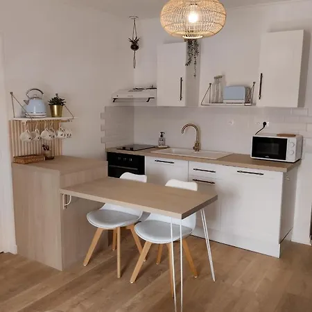 Perle Rare, Appartement Paisible Et Cosy Lamballe Esterno foto