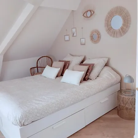 Perle Rare, Appartement Paisible Et Cosy Lamballe Esterno foto